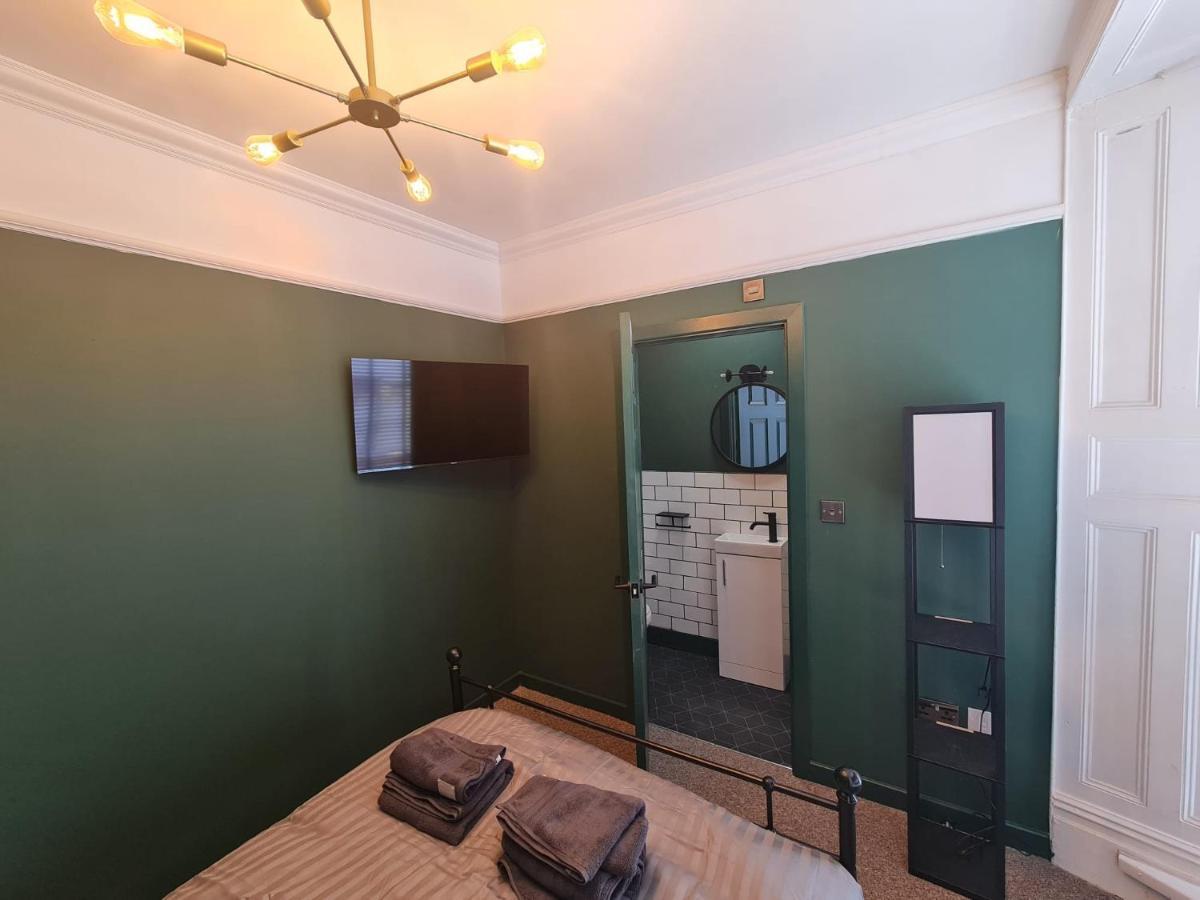 Lombard House - Boutique Hotel By Tifa Stays Суонзи Екстериор снимка